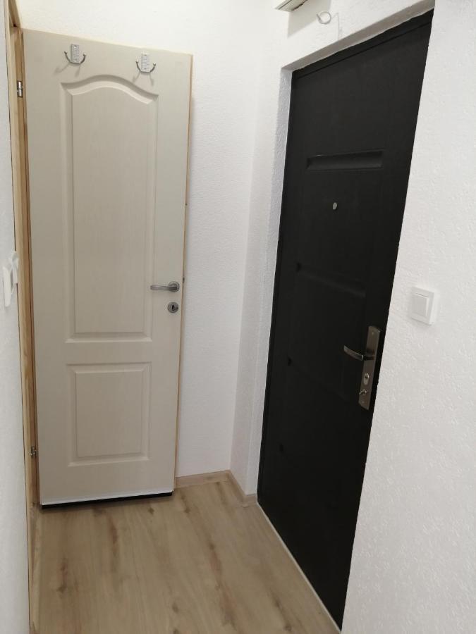 Studio Apartment - A Bit Of Joy Sarajevo Bagian luar foto