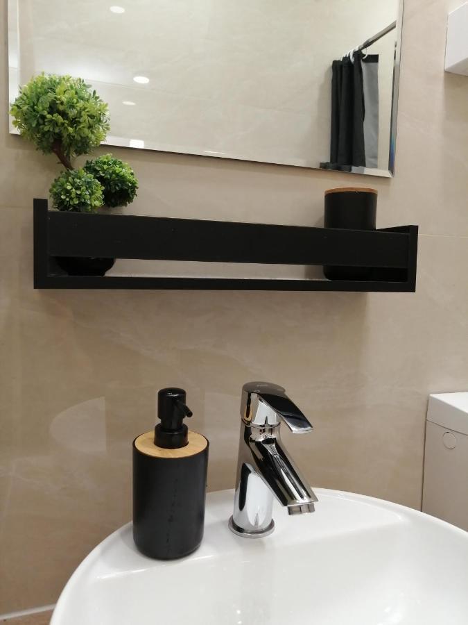 Studio Apartment - A Bit Of Joy Sarajevo Bagian luar foto